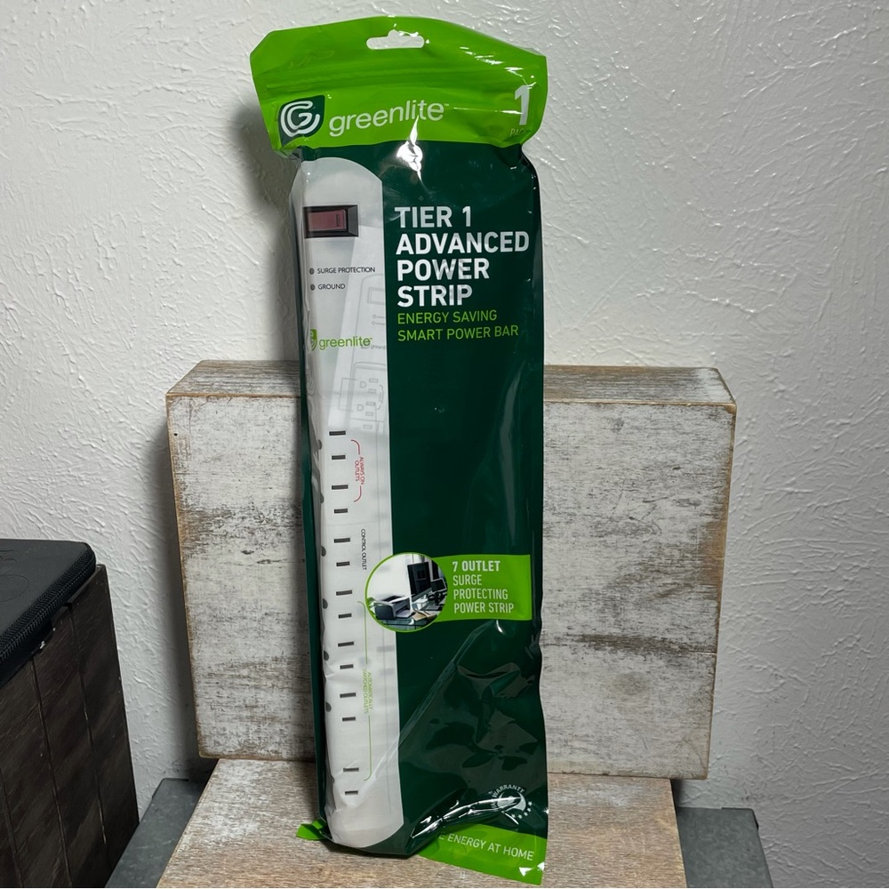 One Greenlite Tier 1 Advanced 7 Outlet Surge Power Strip 1440 Joules For TV, PC